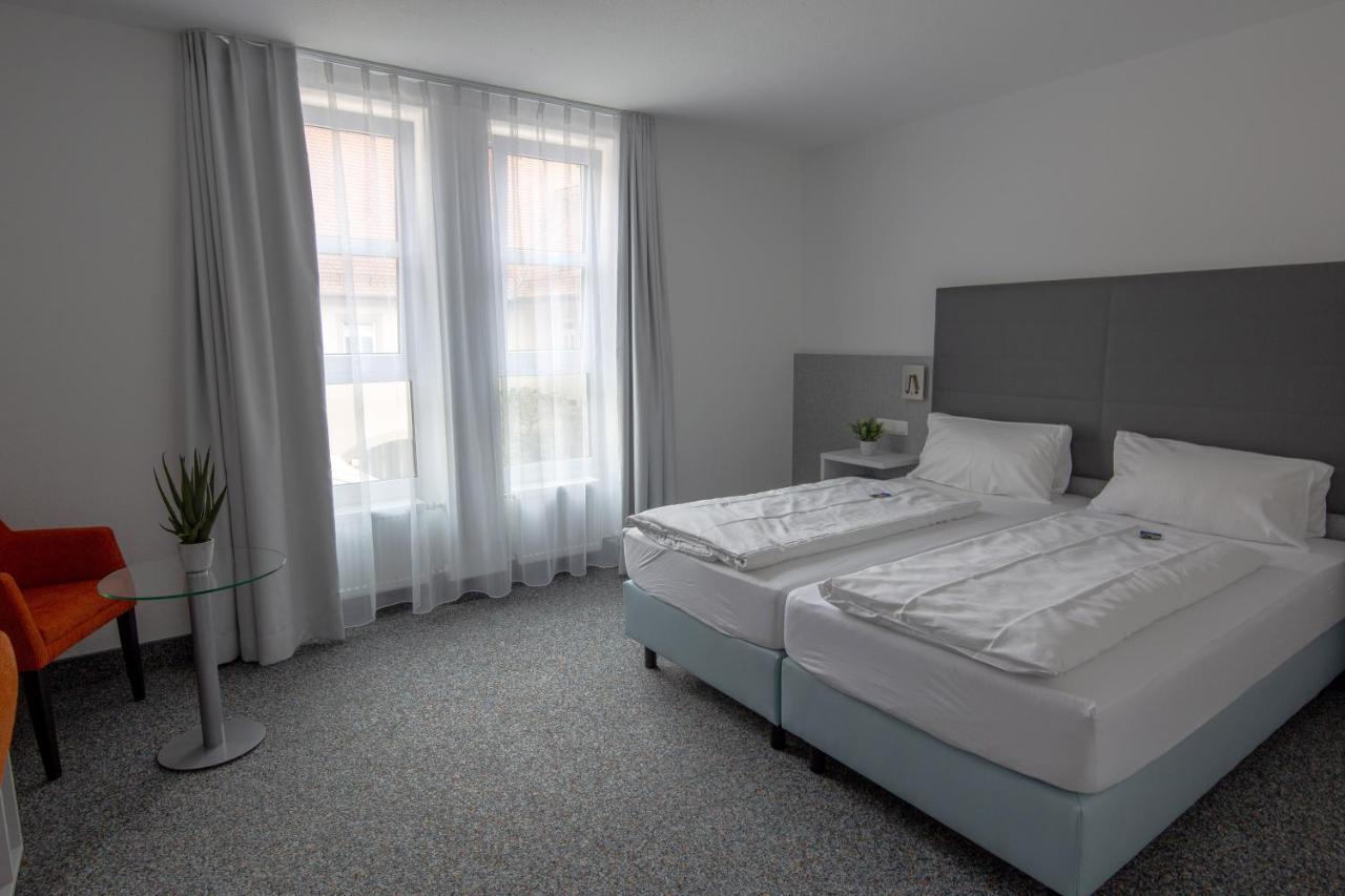 Hotel Lamm Höchberg Εξωτερικό φωτογραφία